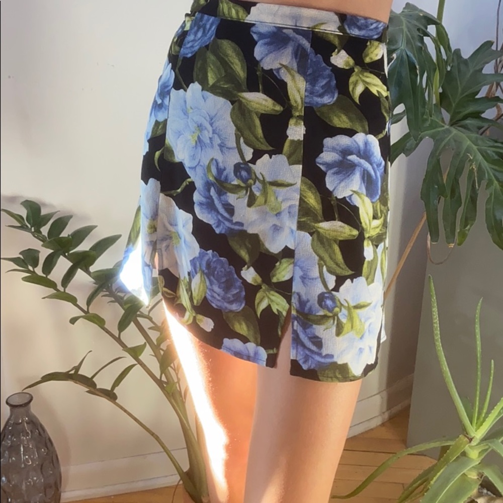 Floral Mini skirt